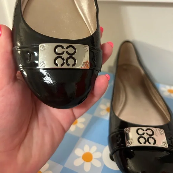 Women’s Shoes Designer Brand Coach London Black Patent Leather Flats Size 6.5 - Picture 4 of 10